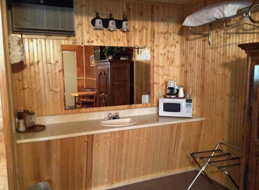 Vindel Motel Mackinaw City Szoba fotó