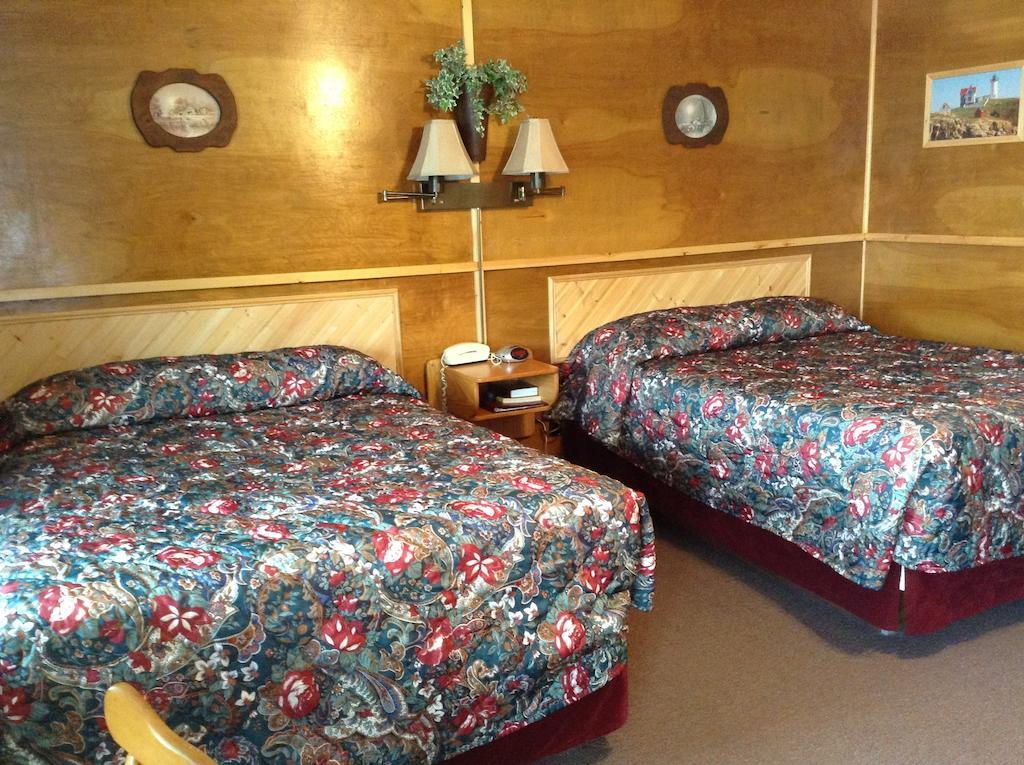 Vindel Motel Mackinaw City Szoba fotó