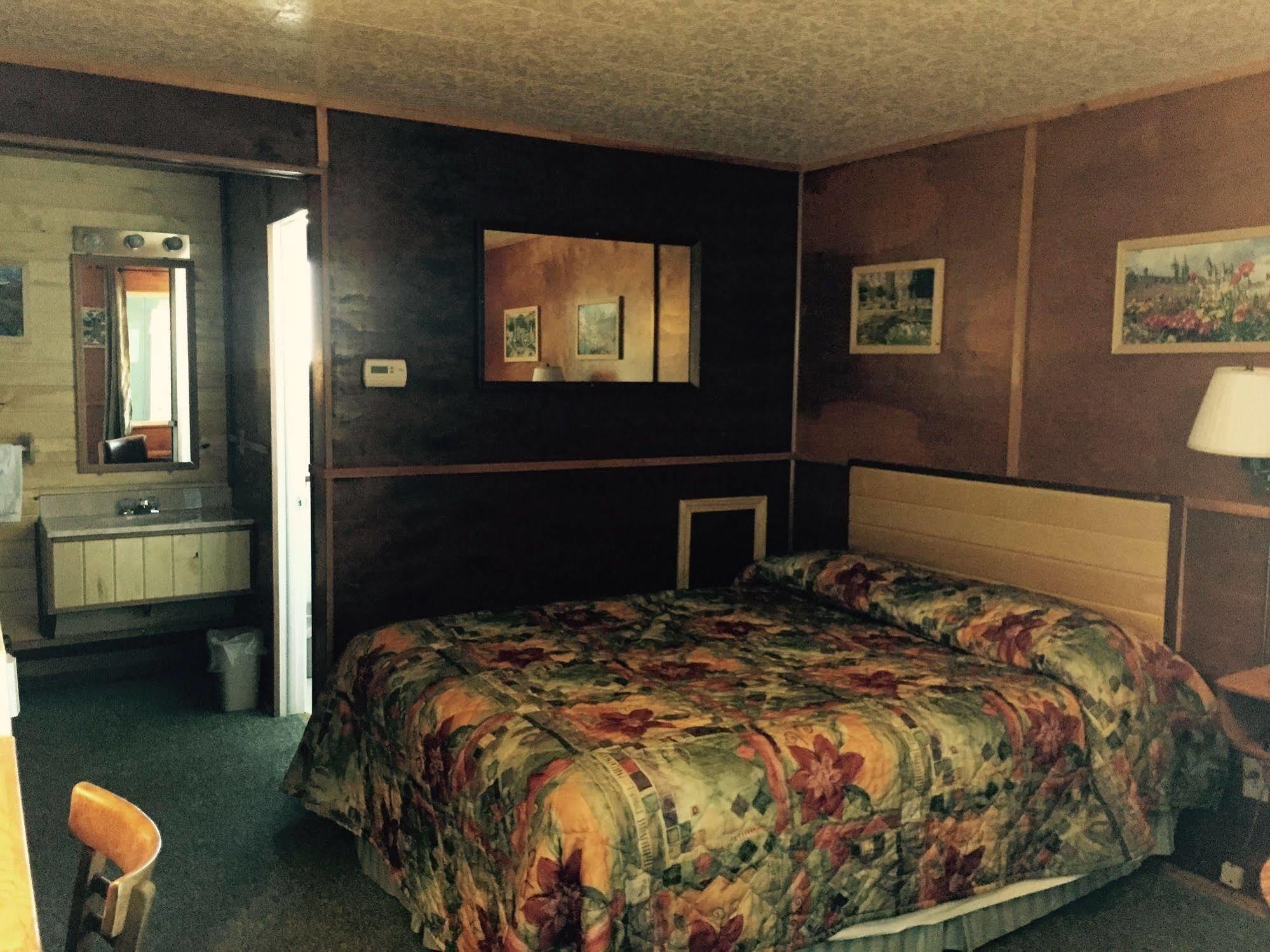 Vindel Motel Mackinaw City Kültér fotó