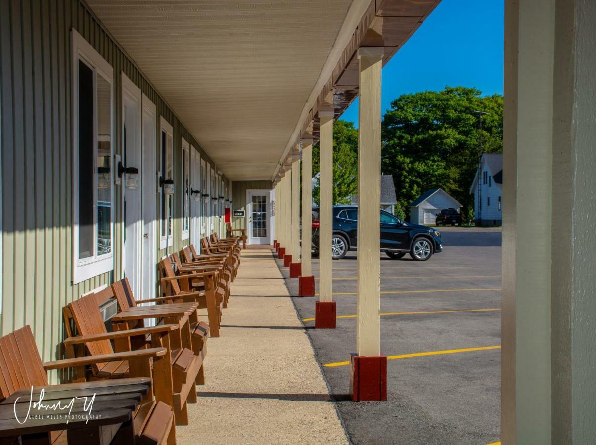 Vindel Motel Mackinaw City Kültér fotó