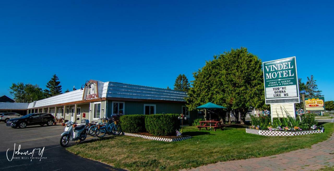 Vindel Motel Mackinaw City Kültér fotó